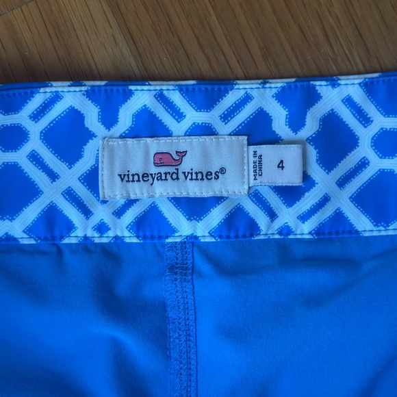 Vineyard Vines Performance Skort Skirt Women’s Blue Printed Skort Size 4 - Picture 4 of 8